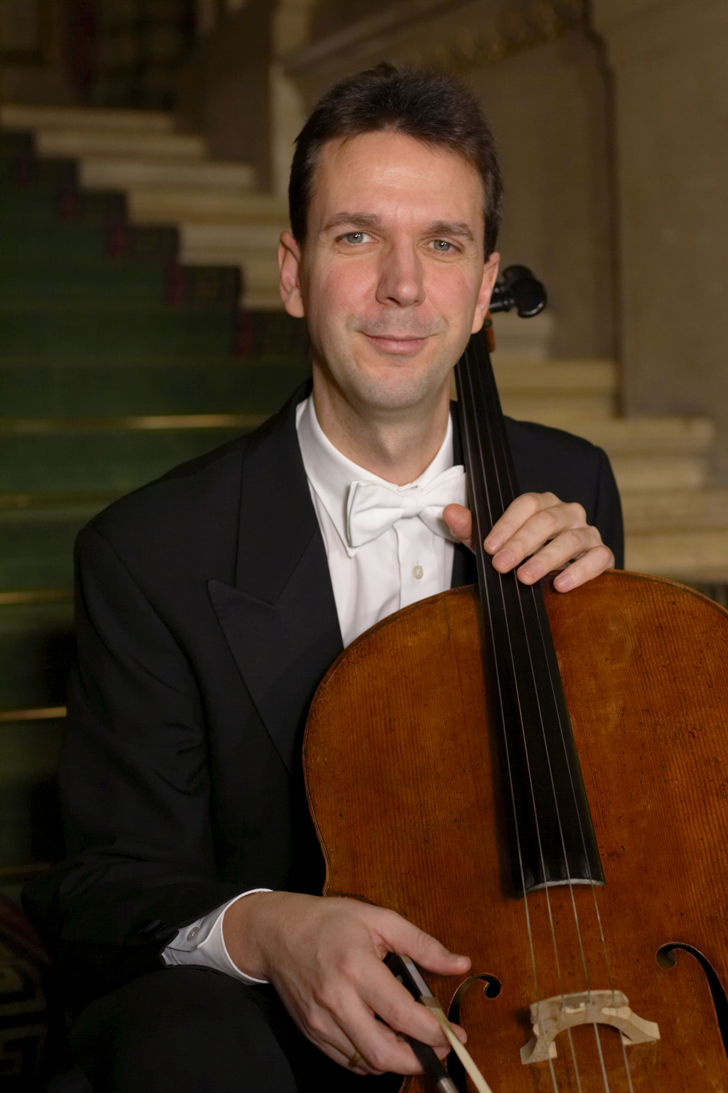 タマーシュ・ヴァルガのオケスタ・サロン 一般財団法人 日本チェロ協会